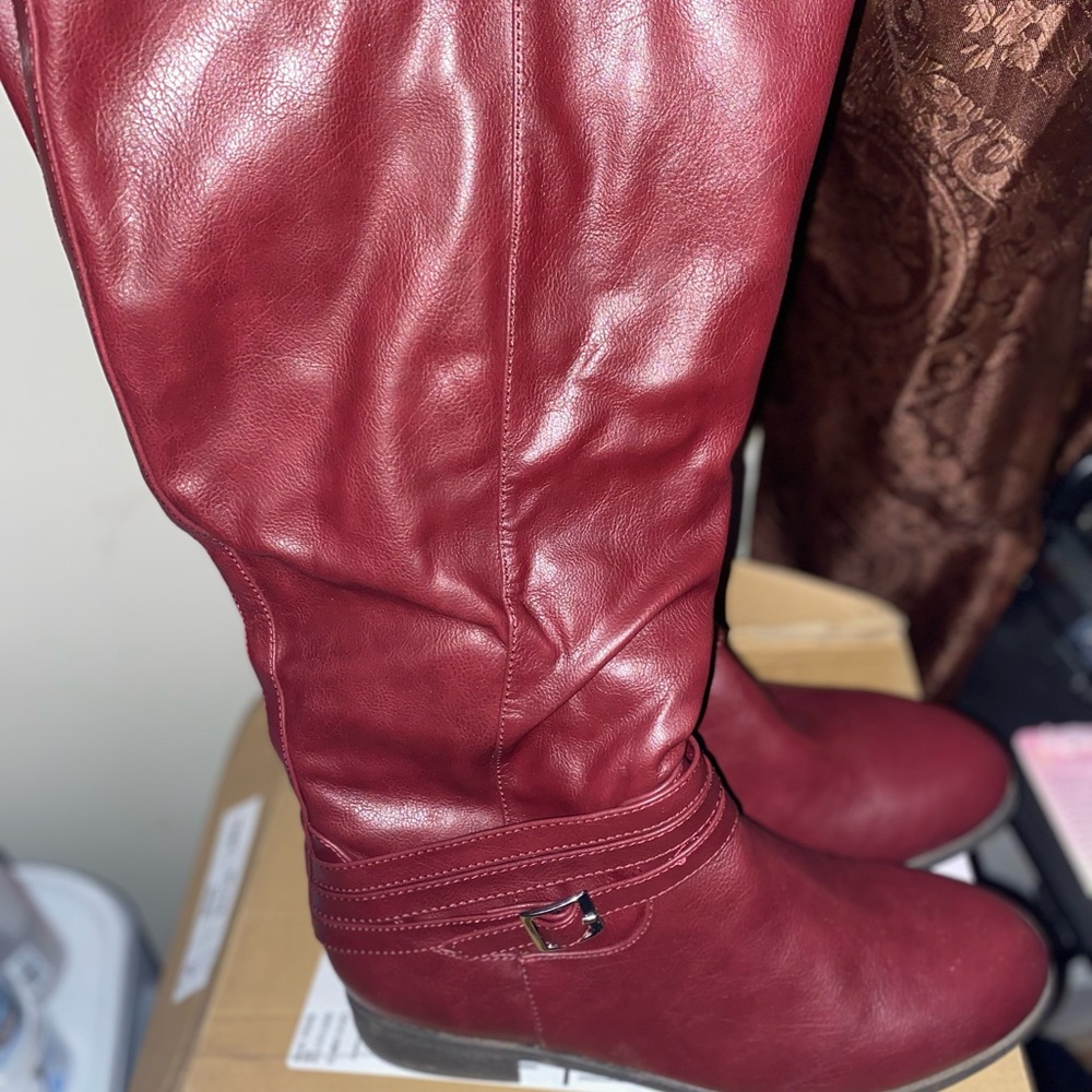 Pretty Burgundy boots